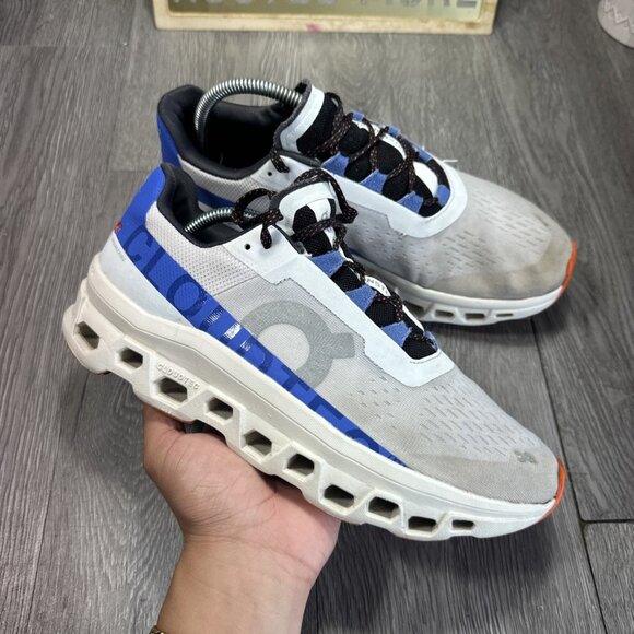 On CloudMonster Women's Size 10 White Maximum Cushioned Running Shoes